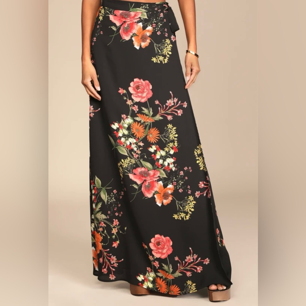 NWT Lulus Bloom With A View Black Floral Print Two-piece Maxi Dress - Size XS - Picture 4 of 4